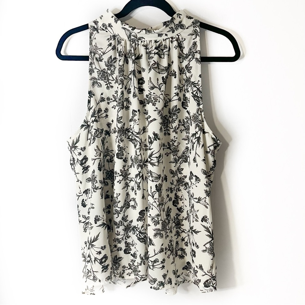 Sleeveless Floral Halter Tank Top - Cream/Black